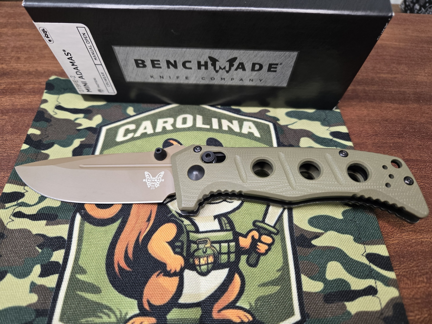 PRE-OWNED Benchmade Mini Adamas Folding Drop Point Knife, OD Green