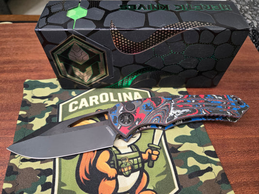 PRE-OWNED Heretic Pariah Manual Drop Point DLC MagnaCut - America Camo Carbon Fiber