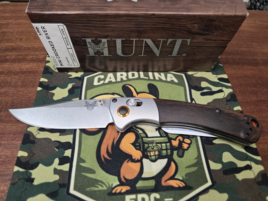 PRE-OWNED Benchmade Hunt Mini Crooked River Folding Knife 3.4" S30V Satin Plain Blade
