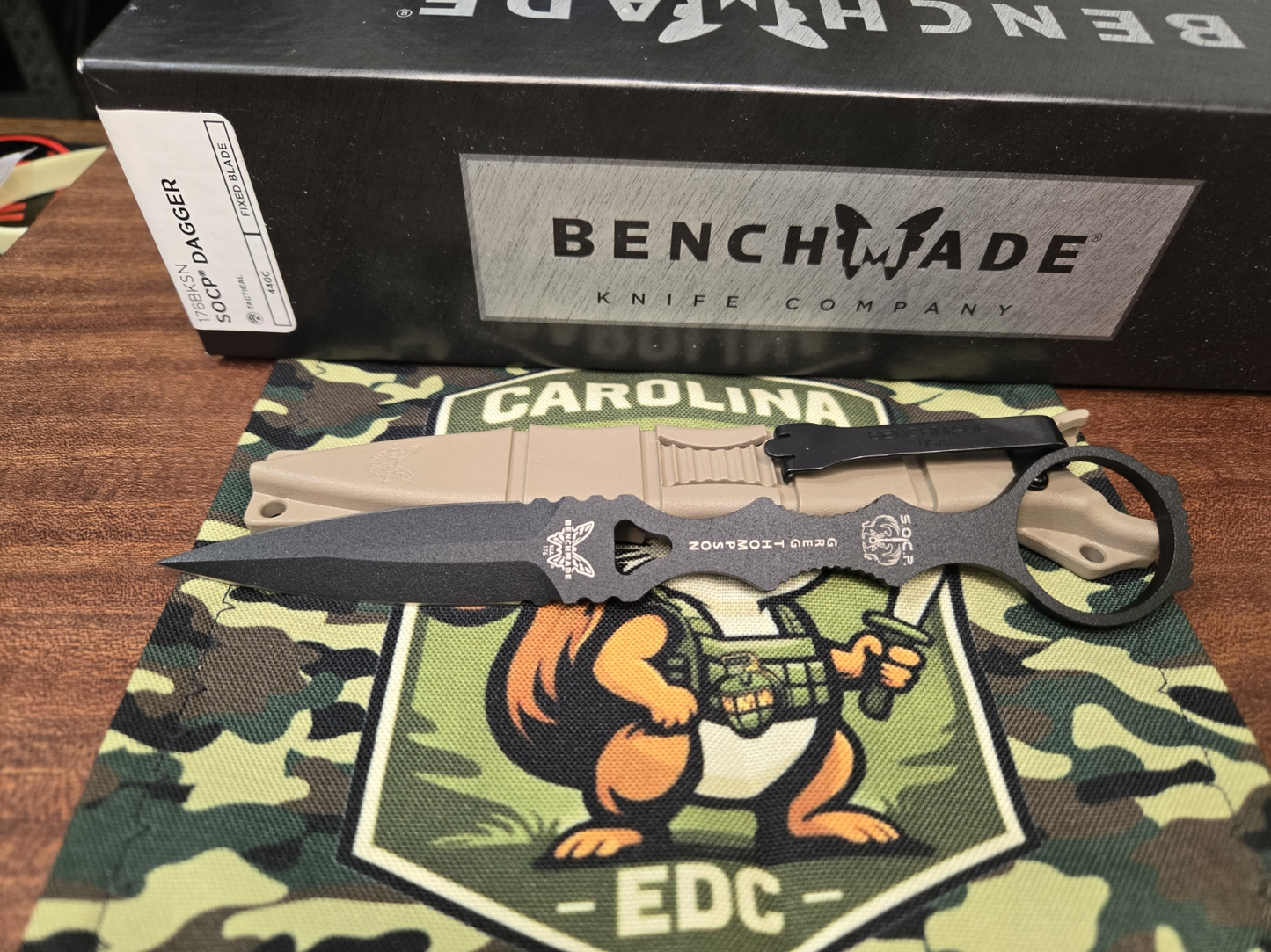 PRE-OWNED Benchmade SOCP Dagger 3.22" Black Blade, Sand Sheath