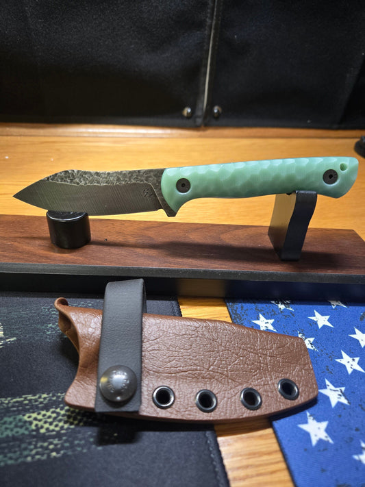 Primitive Bear Knives Nessy