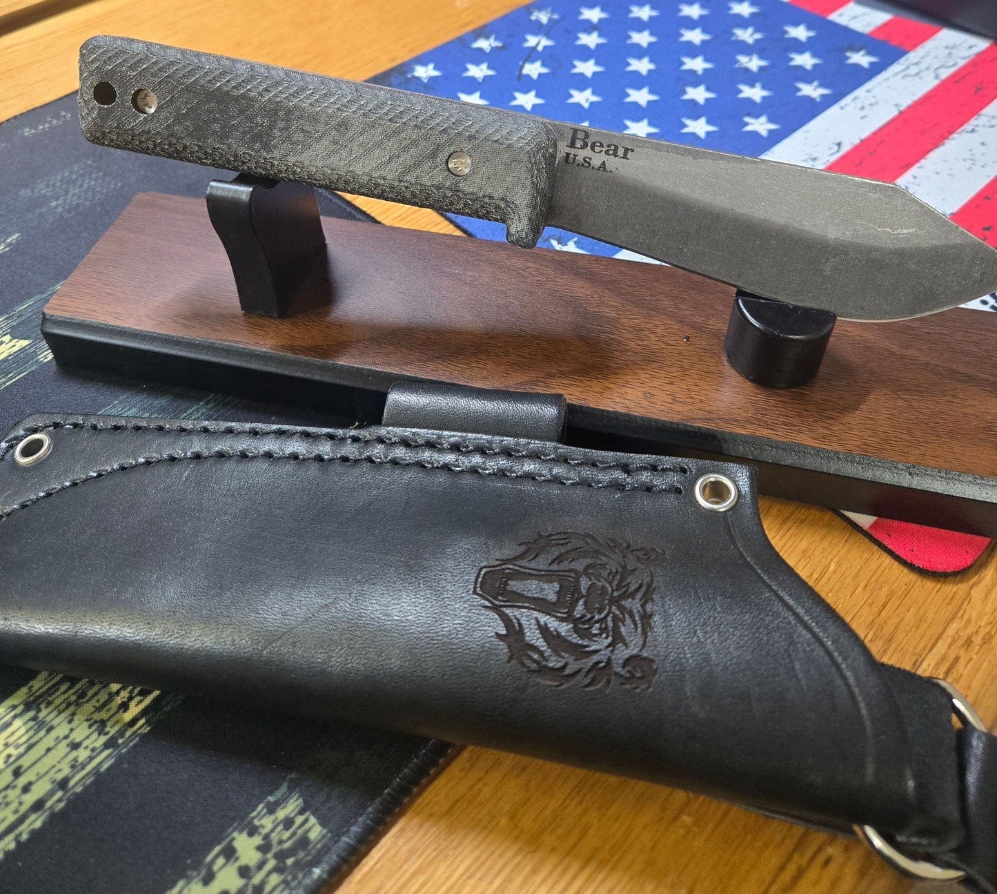 Bear Forest Knives The Bear Black Linen Micarta