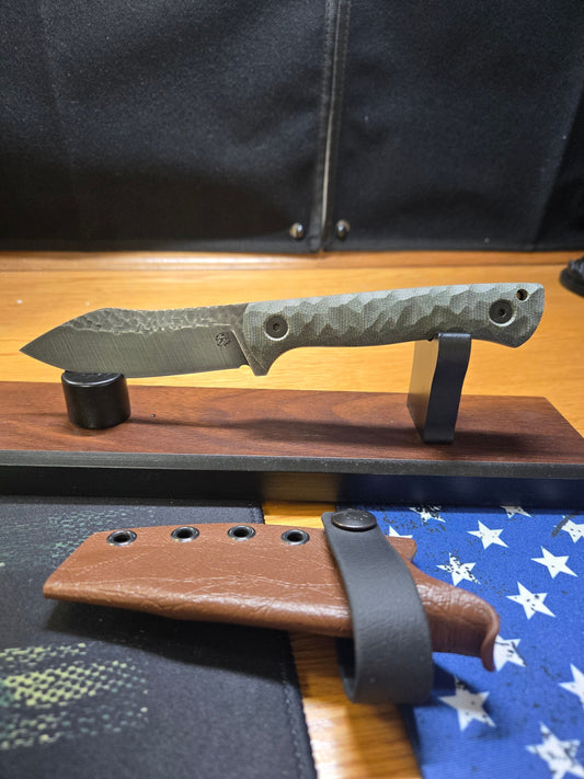 Primitive Bear Knives Nessy